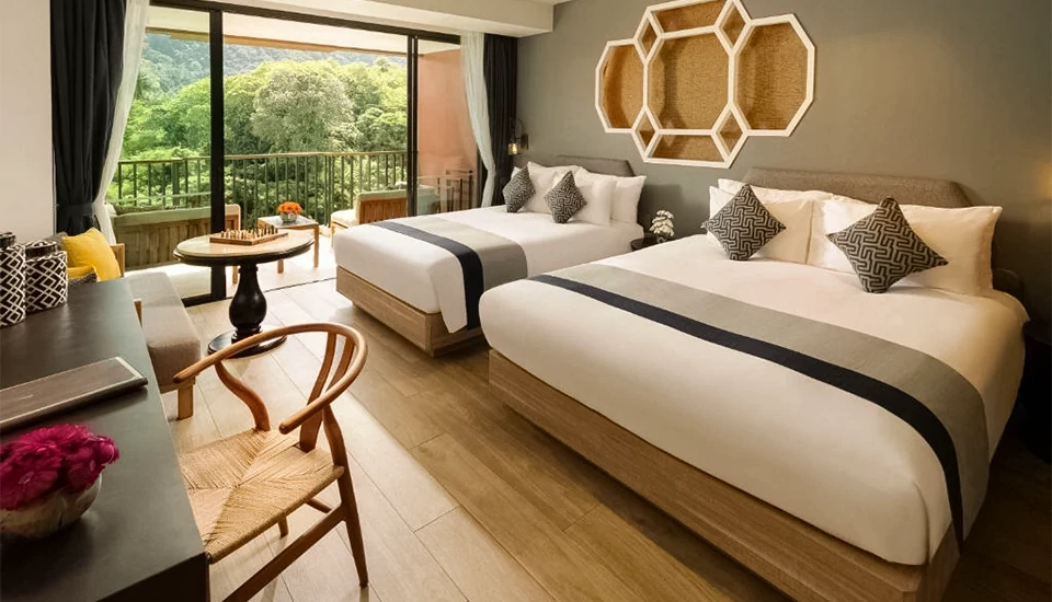 هتل آویستا گرند کارون ام گالری پوکت